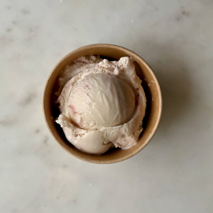 Vaca's Creamery Strawberry Cheezecake Ice Cream Pint